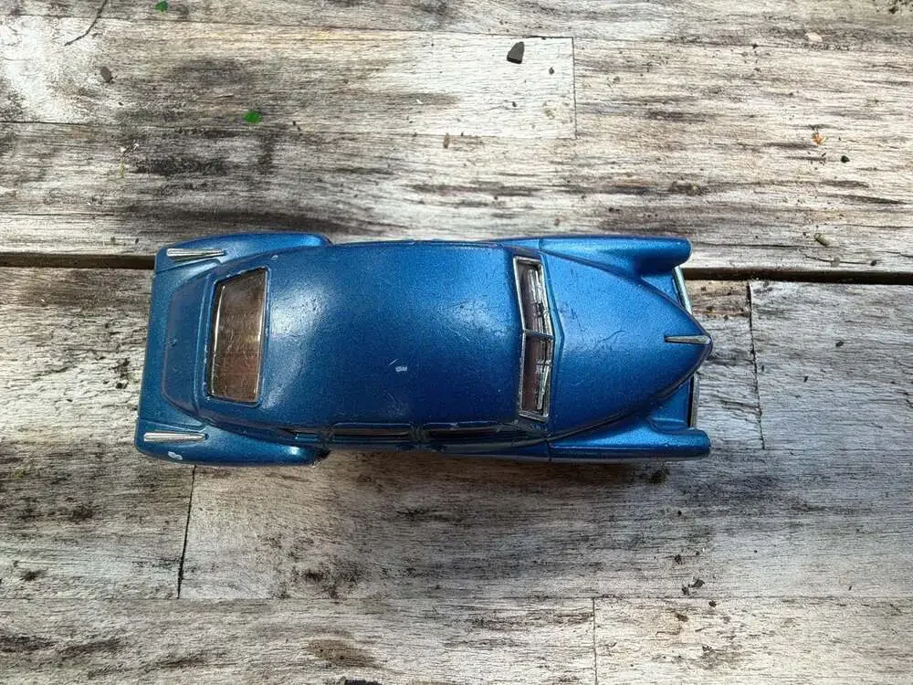 Solido 1:43 Scale 1948 Tucker Torpedo Diecast Model Car